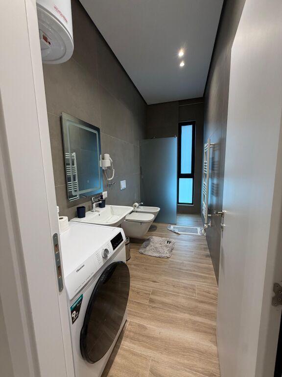 Apartament 2+1+2 me qira ,21 Square