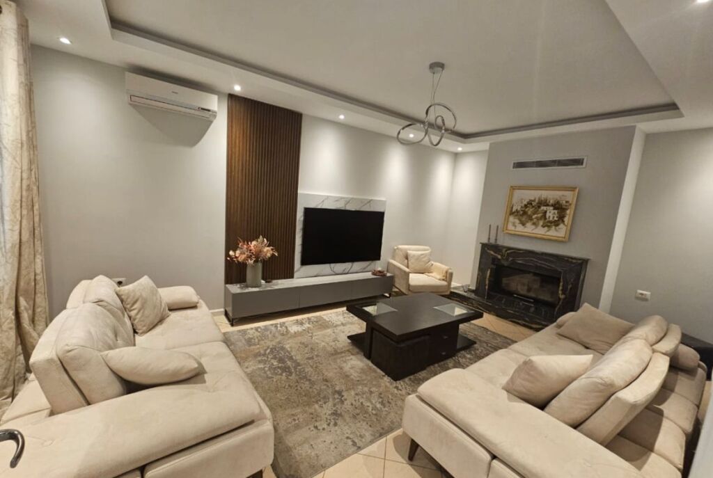 Vile 3 Kateshe Me Qera tek Liqeni i Thate (ID BV22459) Tirane
