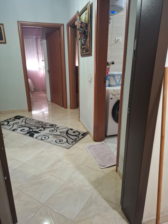Jepet me qira apartament 2+1+1