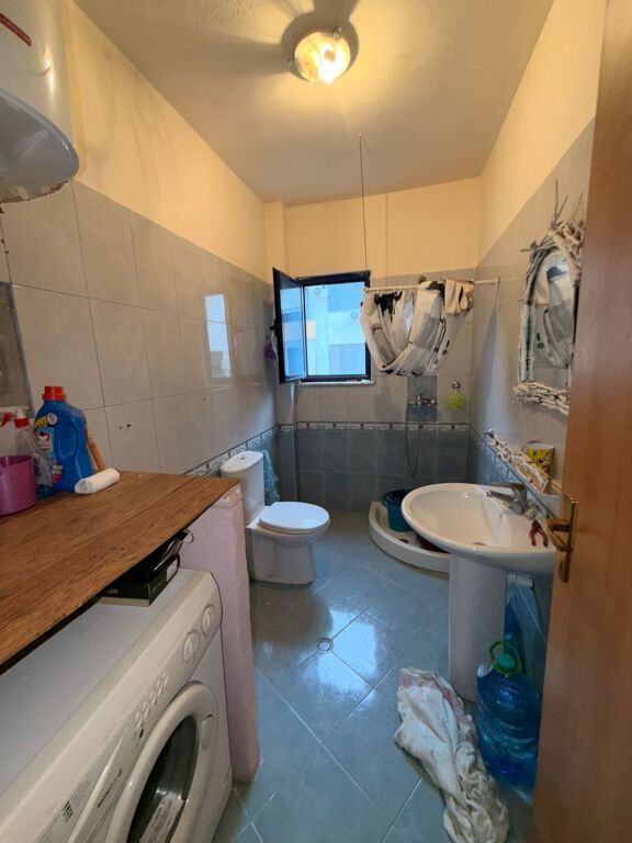 🏡 APARTAMENT NË SHITJE 1+1 – Golem