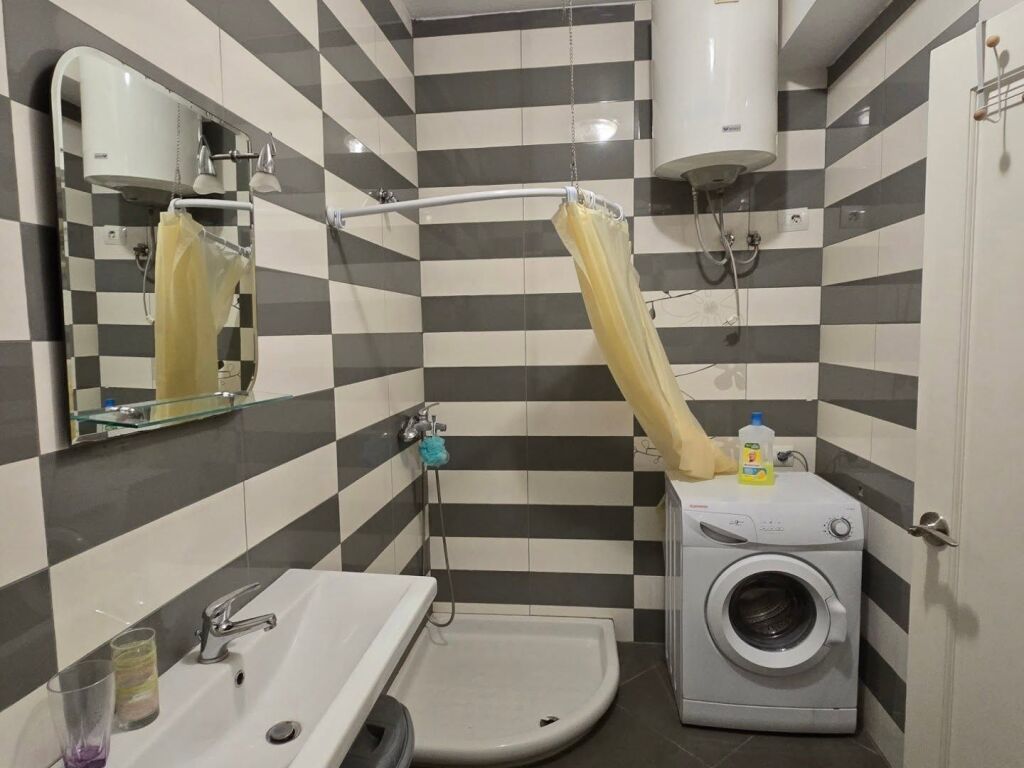 FOR RENT: SUPER APARTMENT 2+1 Between Kavaja Street &amp; M.Shyri (near Faik Konica school)