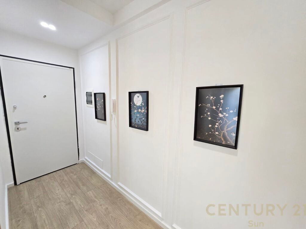 APARTAMENT LUKSOZ 2+1+2 POSTE PARKIMI TEK LIQENI I THATE!