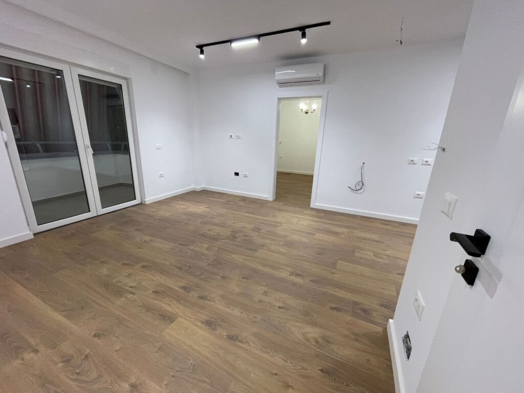 Rent | Apartament 1 + 1 | Stadiumi Kombetar | 1000 €/month