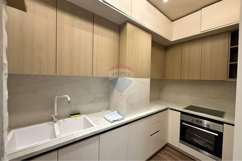 Apartament luksoz 1+1 me qira, Aura
