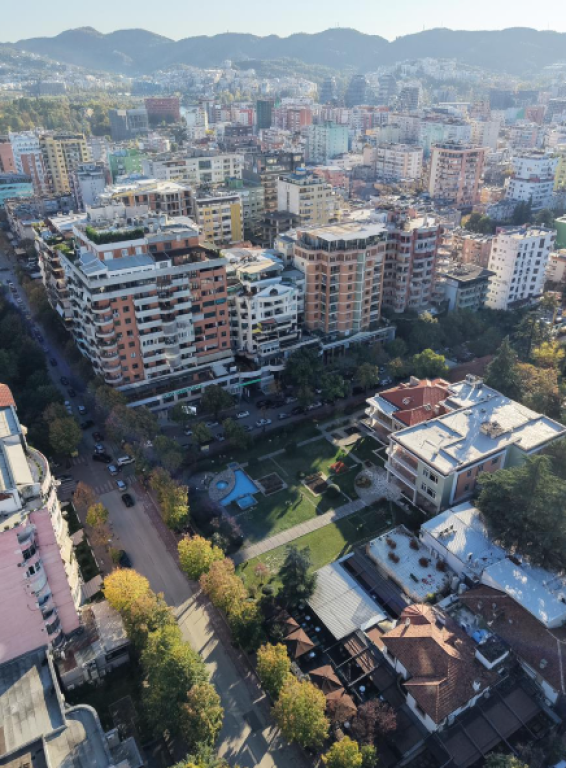🏢 OPPORTUNITÀ DI INVESTIMENTO – EDIFICIO  VILLA A BLLOK