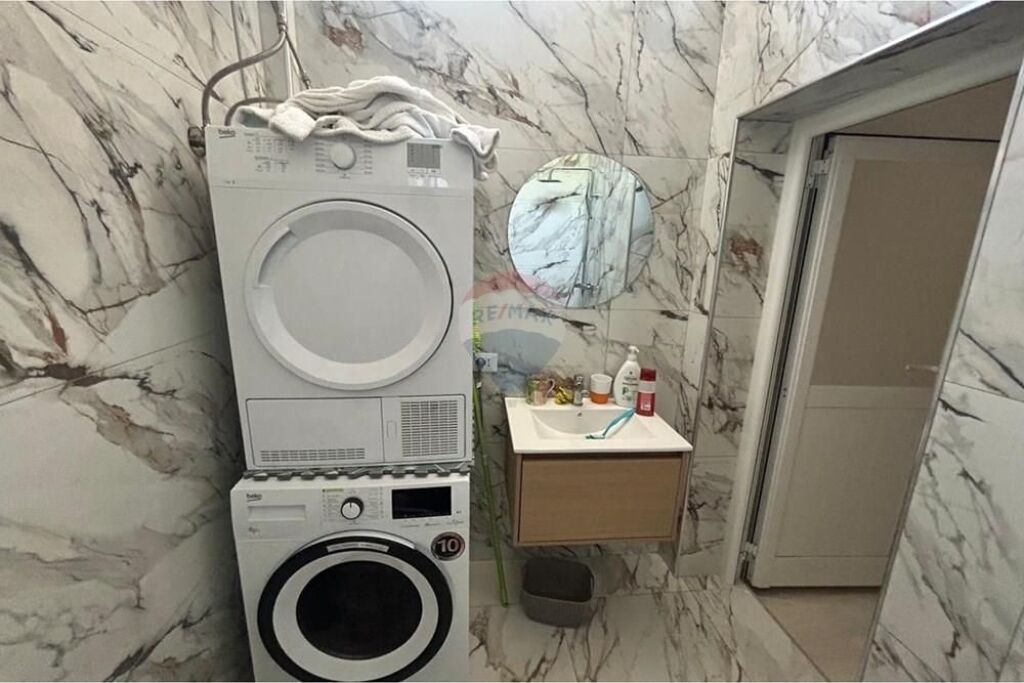 🏡 SHTËPI PRIVATE ME QIRA BABICË, VLORË
