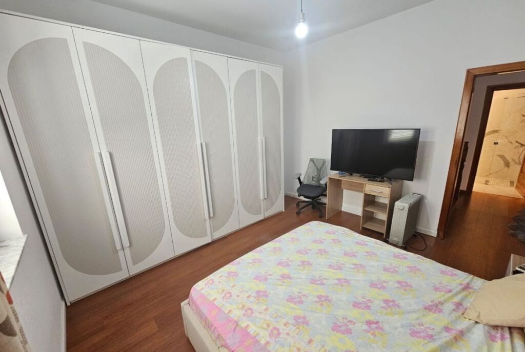 Vile 3 Kateshe Me Qera tek Liqeni i Thate (ID BV22459) Tirane