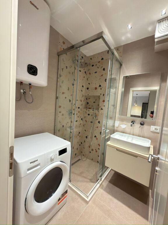 Apartament 1+1+ parking për qira Kompleksi Sima com