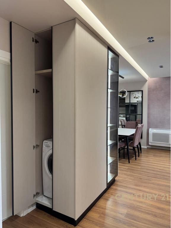 APARTMENT 1+1 PLUS PARKING SPACE FOR RENT NEAR THE RED SCHOOL