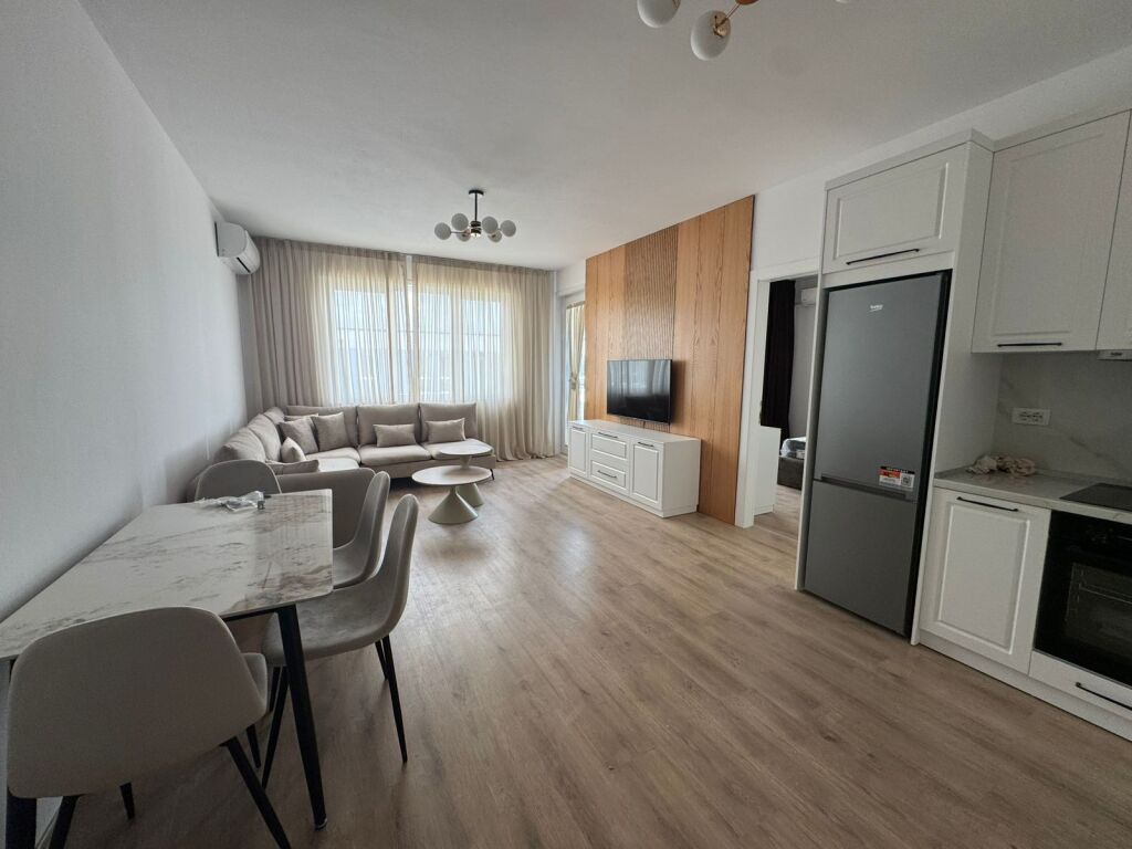 Apartament 2+1 per qera Univers City !