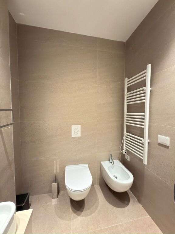 Affittasi 1+1+parcheggio a Sima Com Green City ASTIR 600€