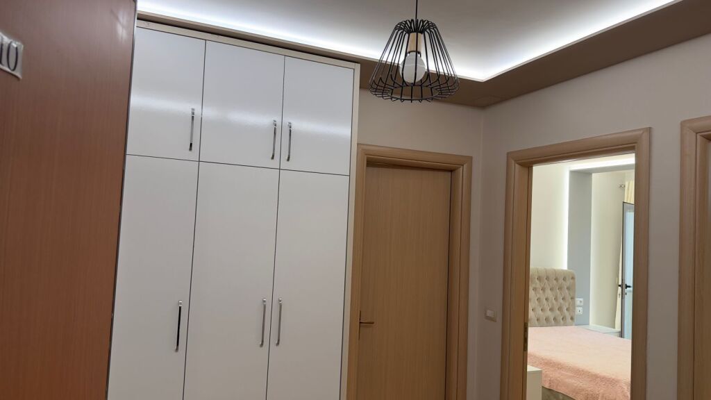 Apartament 1+1 per qera Liqeni i Thate !