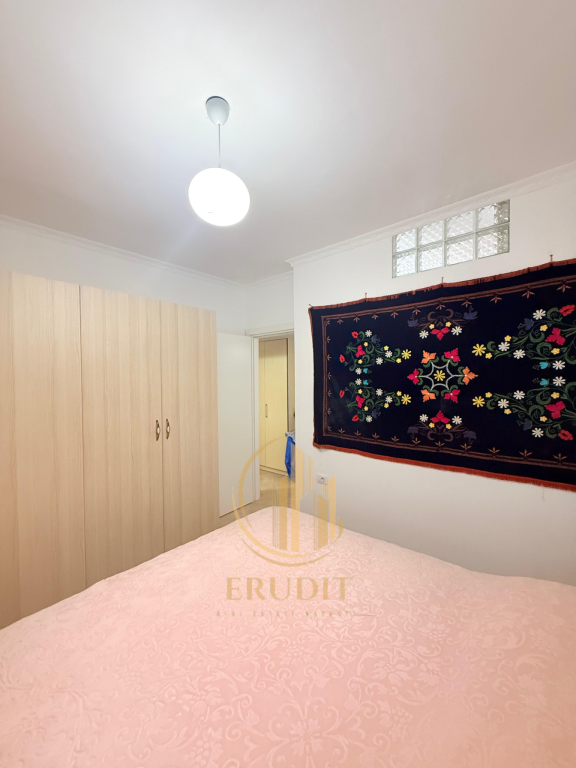 🏡 Shitet apartament 2+1 pranë Kral, Vlorë 🌊✨