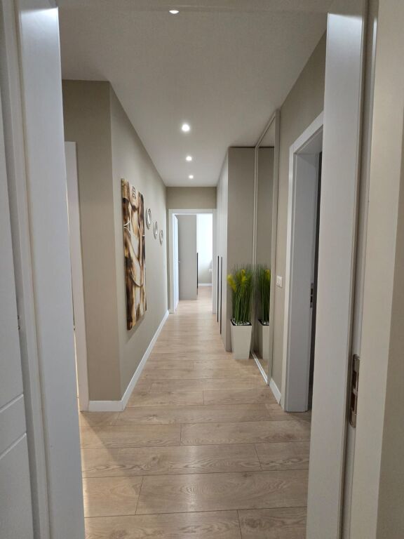 FOR RENT: APARTMENT 2+1 -📍 Kavaja Street, near the Orthodox Church