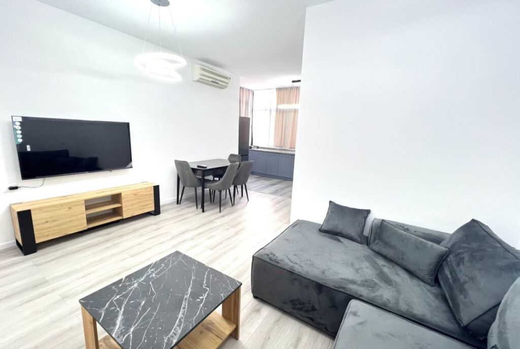 Appartamento in affitto 1+1 al Bulevardi Zogu i Pare (ID B2101225) Tirane