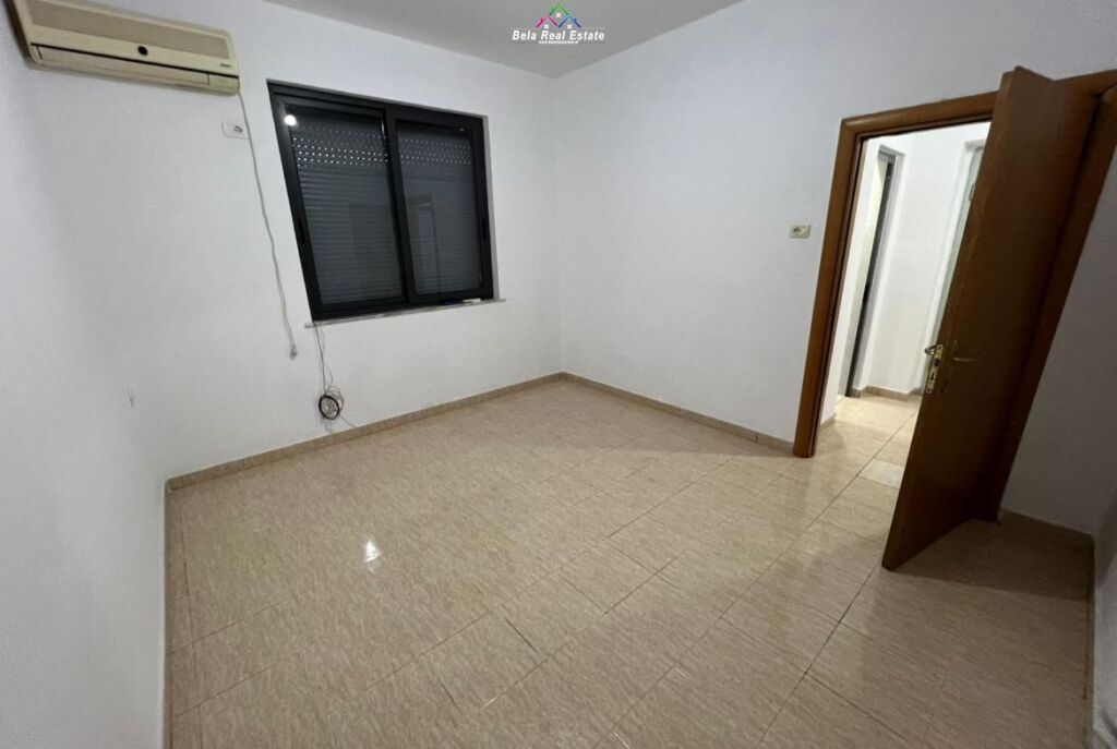 Apartament Ne Shitje 2+1 Ne Brryl ( ID B121210) Tirane
