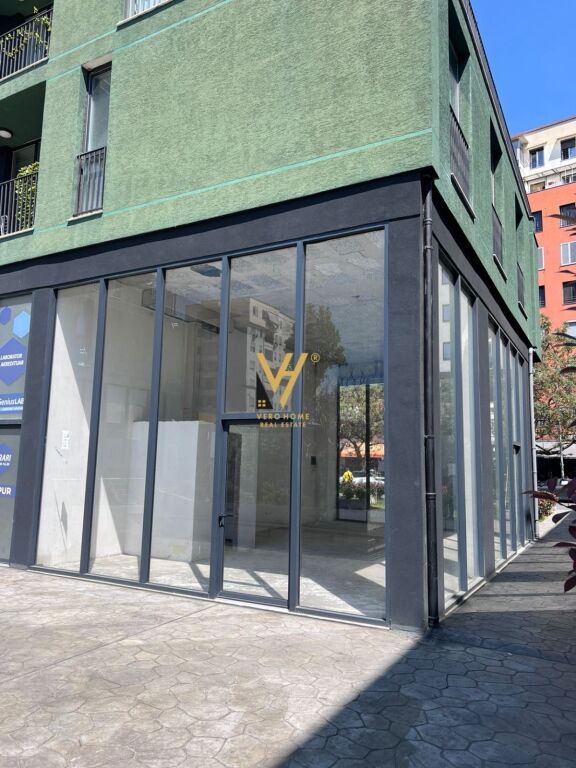 LOCALE COMMERCIALE 75 M2 IN AFFITTO A YZBERISHT 150.000 LEKE