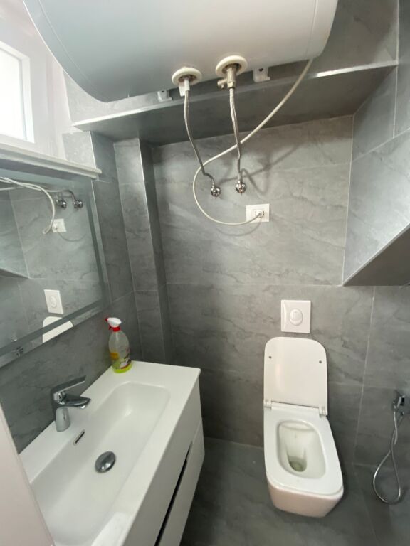 Jepet me Qera 1+1+Verande 21 Dhjetori