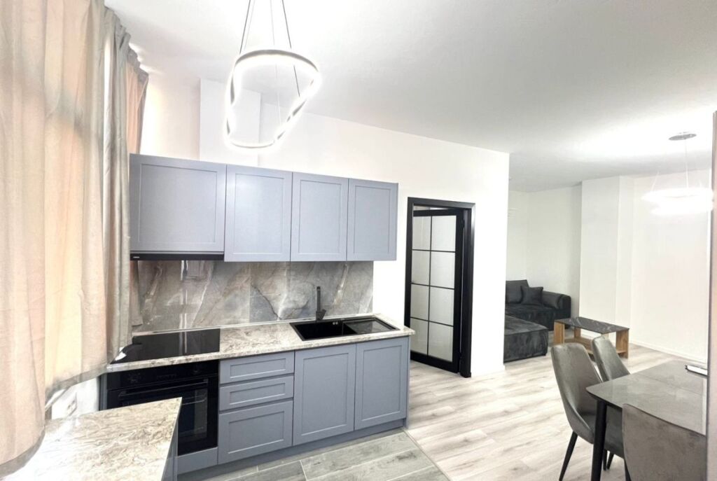 Appartamento in affitto 1+1 al Bulevardi Zogu i Pare (ID B2101225) Tirane