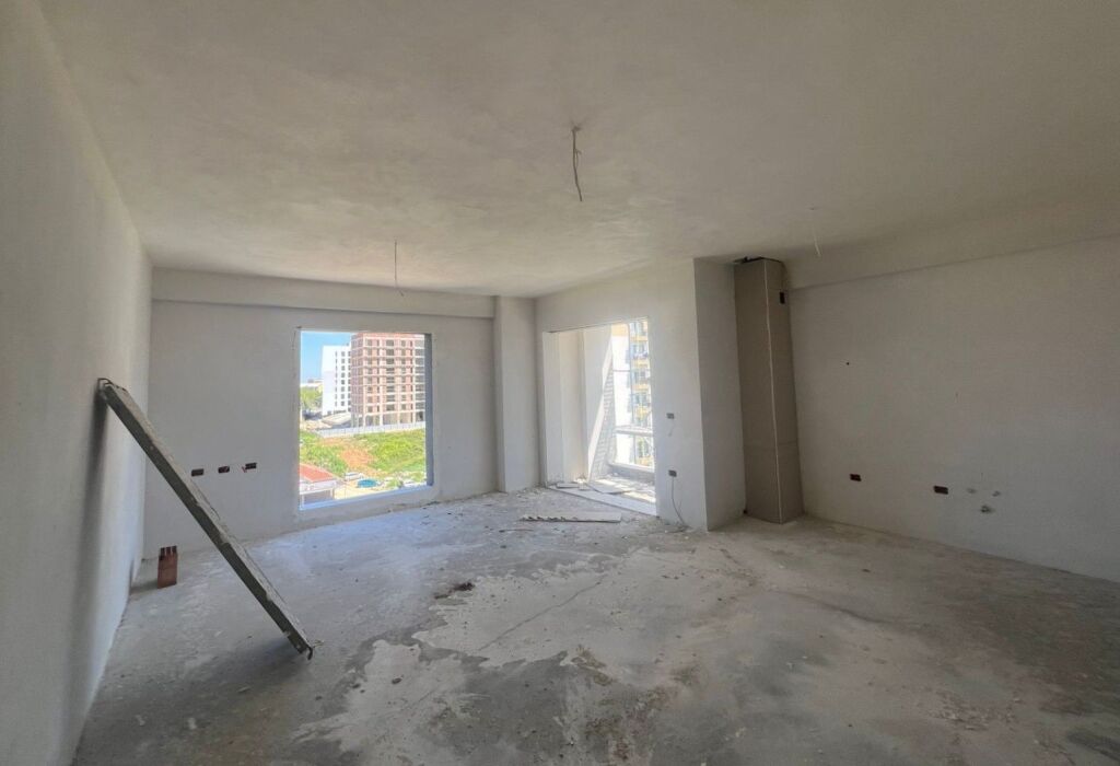 VENDESI APPARTAMENTO 3+1+2 con balcone – RRETHI I KLANIT (BENGAS), TIRANA 📍🏙️
