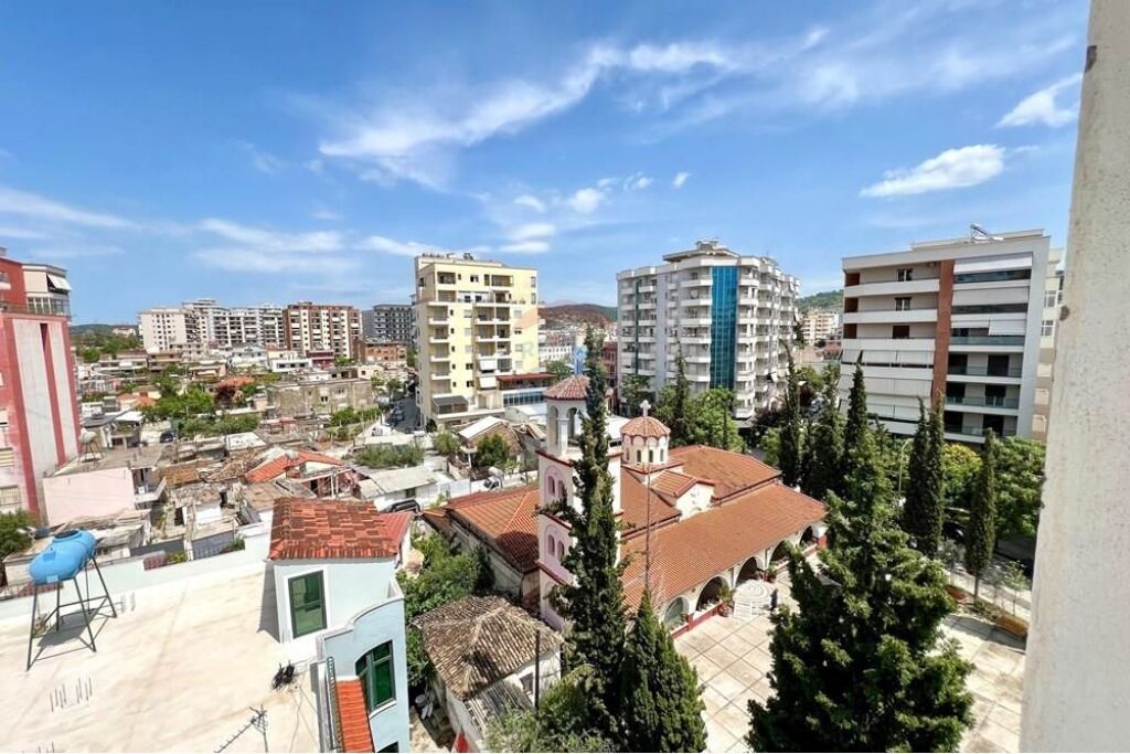 🏡 Apartment 2+1 for Rent – Near the Orthodox Church, Vlorë📍