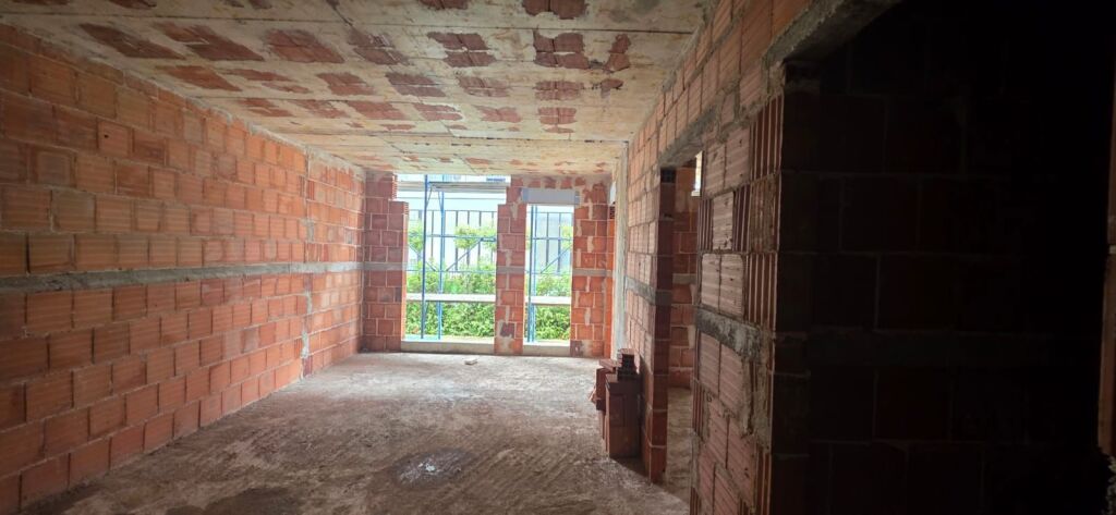 Vendesi in vendita 1+1 a Paskuqan / Presso Ring Side Residence