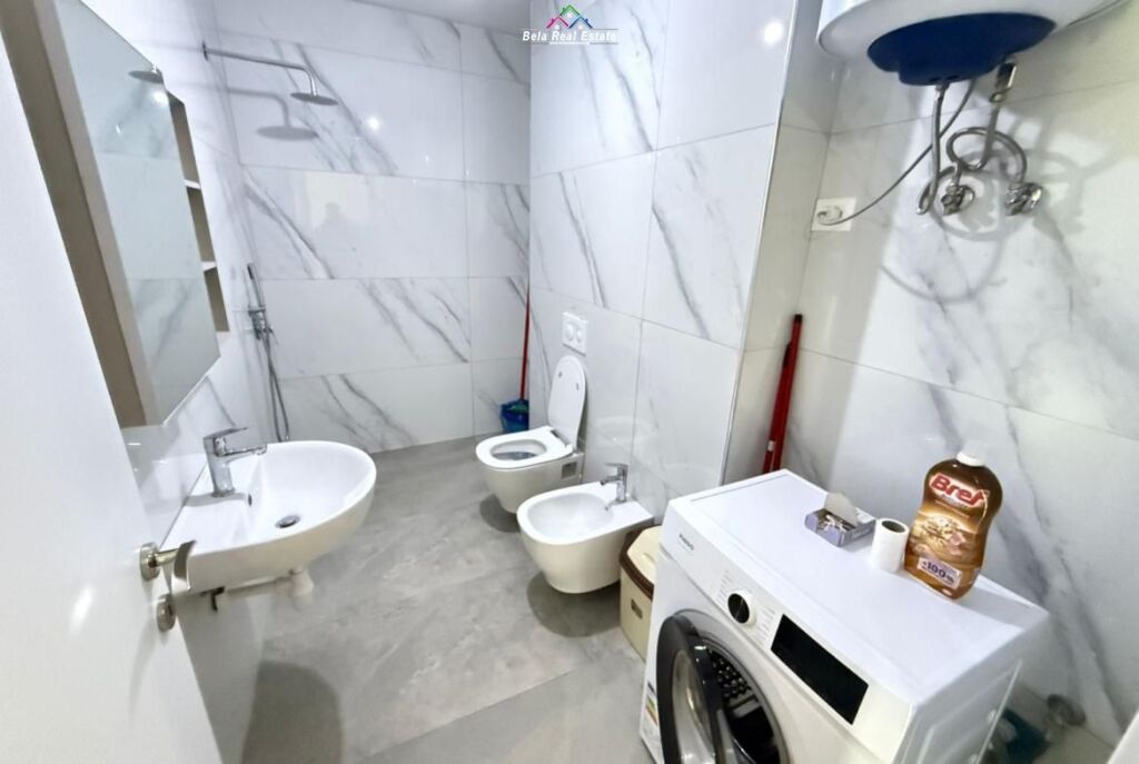 Appartamento In Affitto 1+1 Al Complesso Zircon (ID B2101694) Tirana