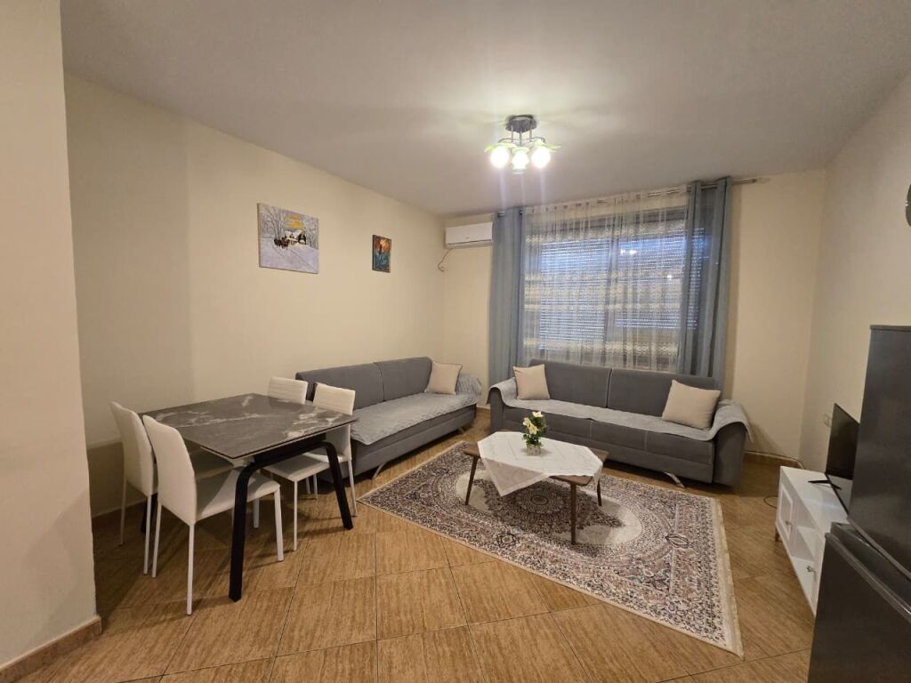 EXCLUSIVE | 2+1+2 for rent at Kosovarëve Street
