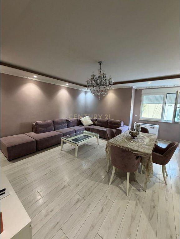 SHESIM APARTAMENT 3+1+2 NE KOMUNEN E PARISIT!!! 360,000 €