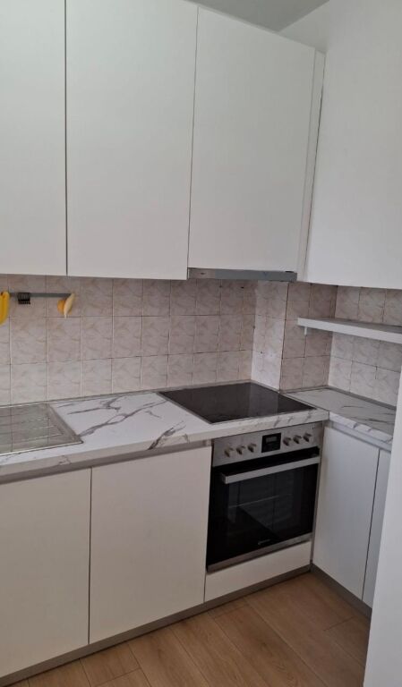 Apartament me qera 1+1 Stacioni i Trenit