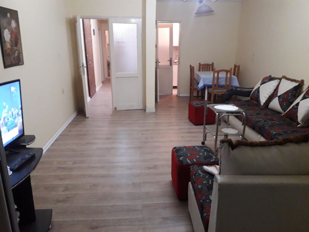 Rent | Apartament 2 + 1 | Stacioni Trenit/Rruga e Dibres/5 Maji/Medreseja | 470 €/month