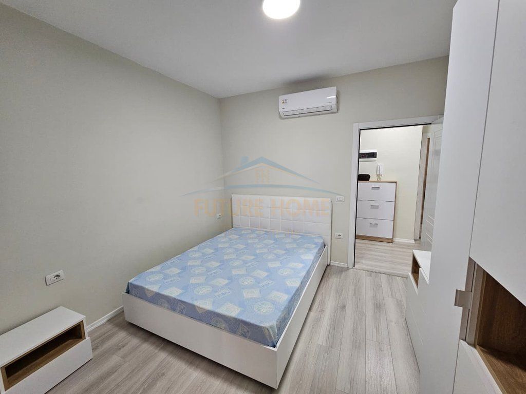Affitto, Appartamento 2+1+2, Via Durazzo