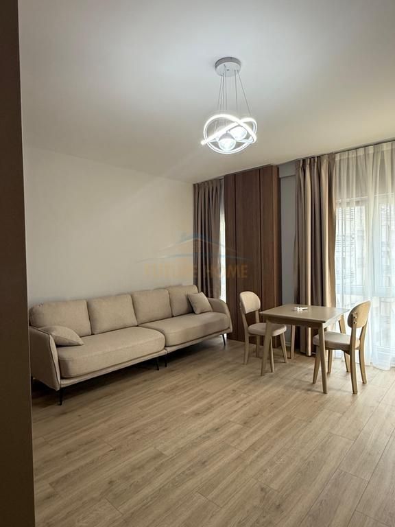 Rent, Apartment 1+1, Zogu i Zi