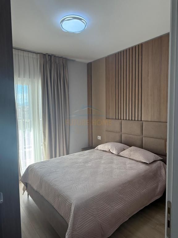 Rent, Apartment 1+1, Zogu i Zi