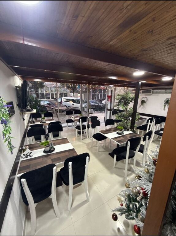 Restaurant duplex 115 m2 for rent Jordan Misja Street
