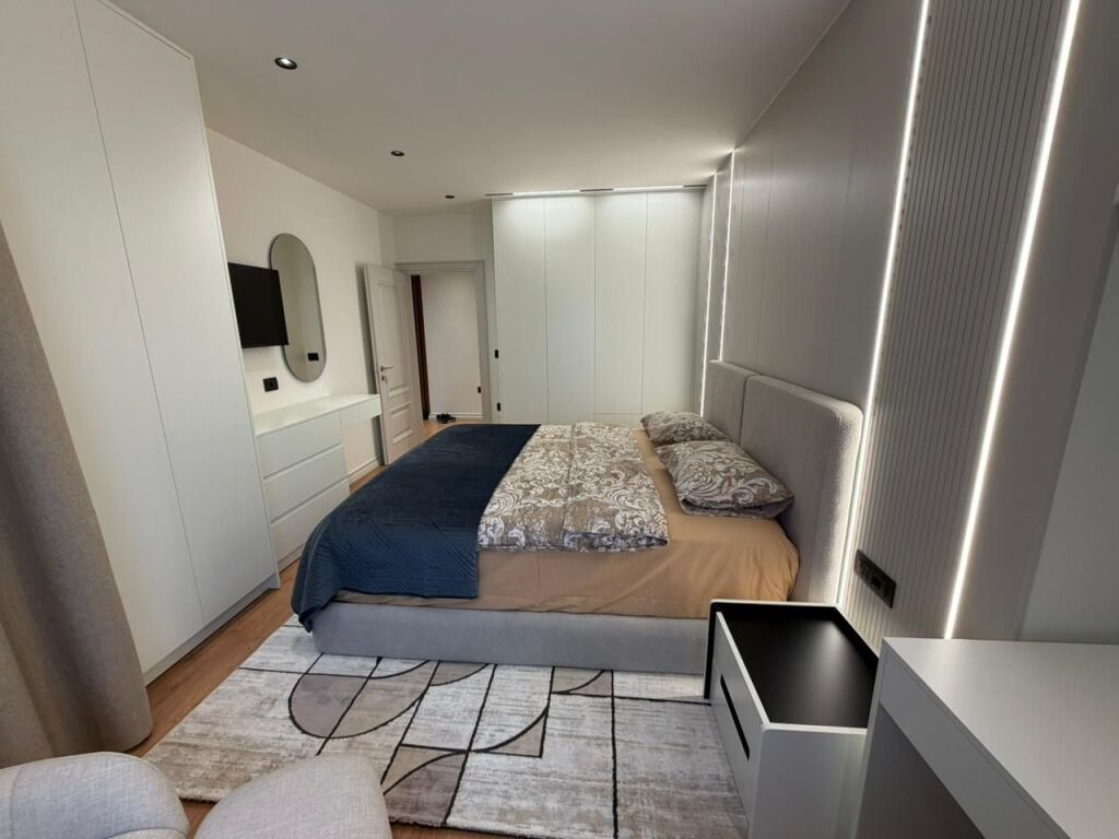 🏡 Appartamento super elegante 1+1 in affitto | 65 m² 📍Vicino allo Stadio Dinamo  ✨ Totalmente appena investito ✨ Arredamento moderno &amp; lavori di qualità ✨ Ambiente luminoso e molto confortevole ✨ Posizione premium, vicino a ogni servizio  💶 1200€ netto/