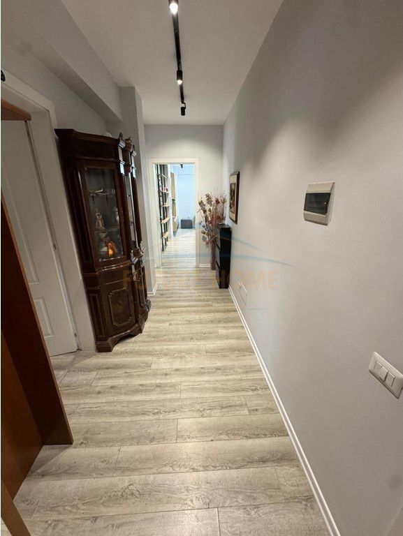 Rent, Apartment 3+1+2, Train Station