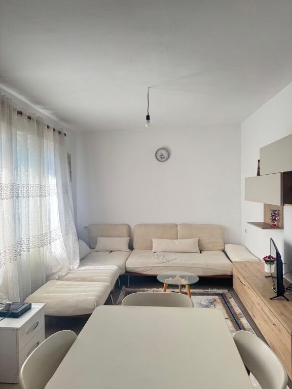 Appartamento 1+1 in affitto a Shkoze