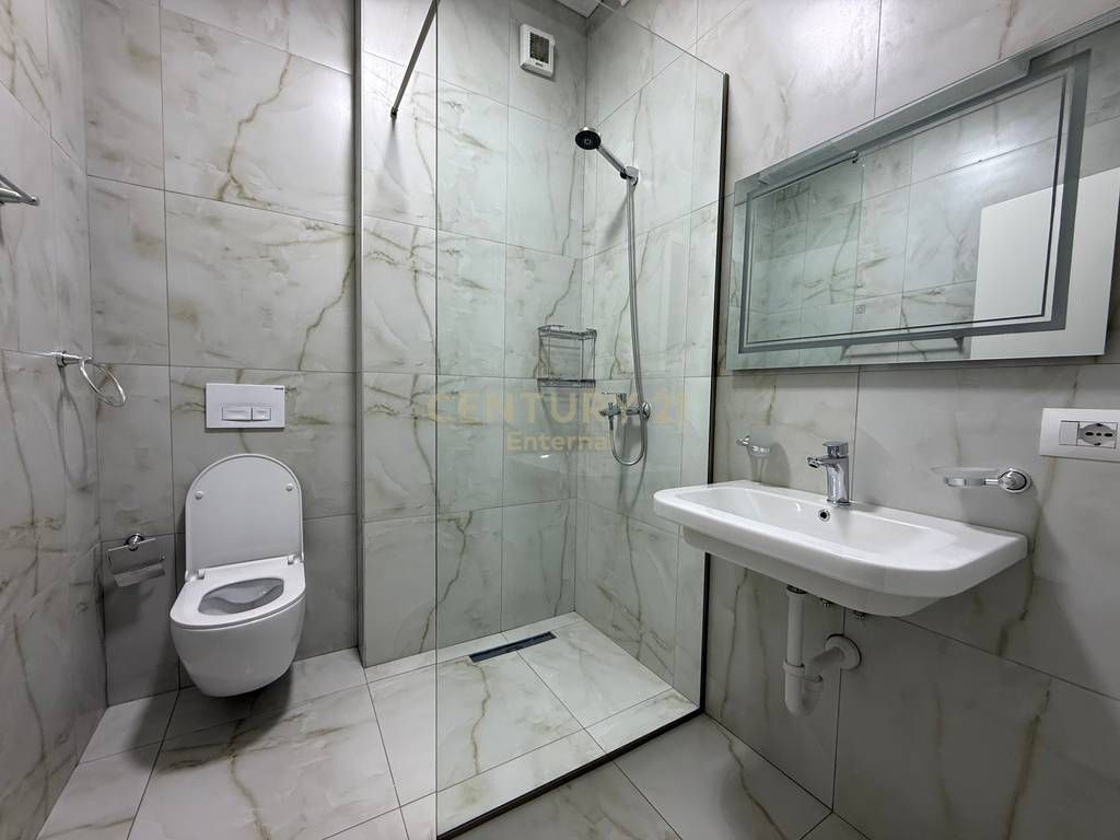 Appartamento 2+1+2+posto auto in Affitto al Nuovo Boulevard 800 € /Mese