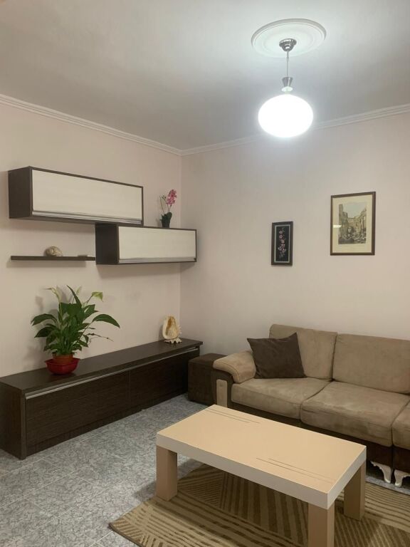 Apartment 2+1 for rent in the Kongresi i Elbasanit neighborhood