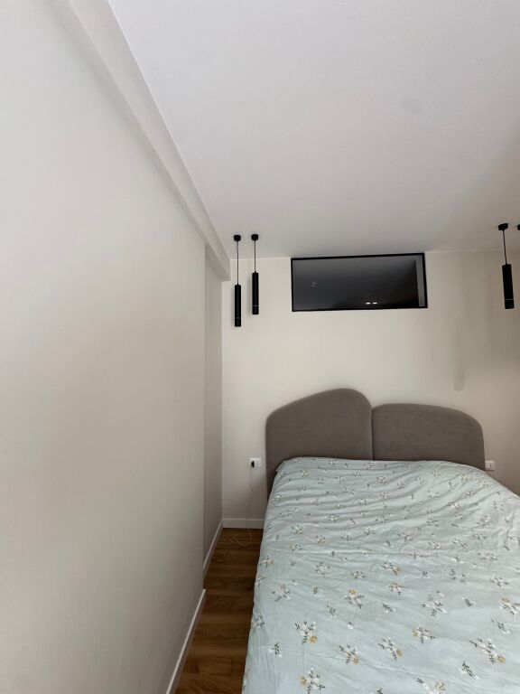Shitet Apartament 2+1 Vlore