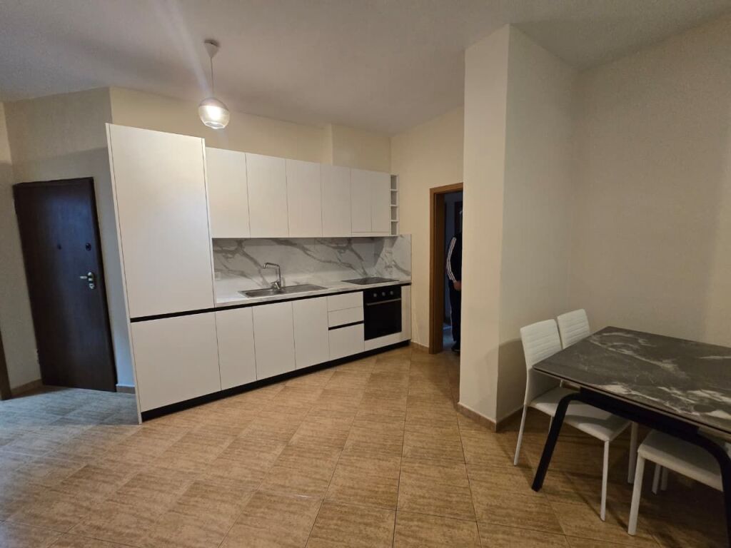 EXCLUSIVE | 2+1+2 for rent at Kosovarëve Street