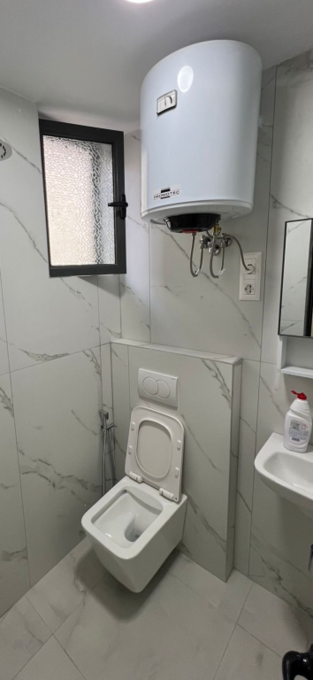 Apartament me qera 1+1 Shkolla e Bashkuar
