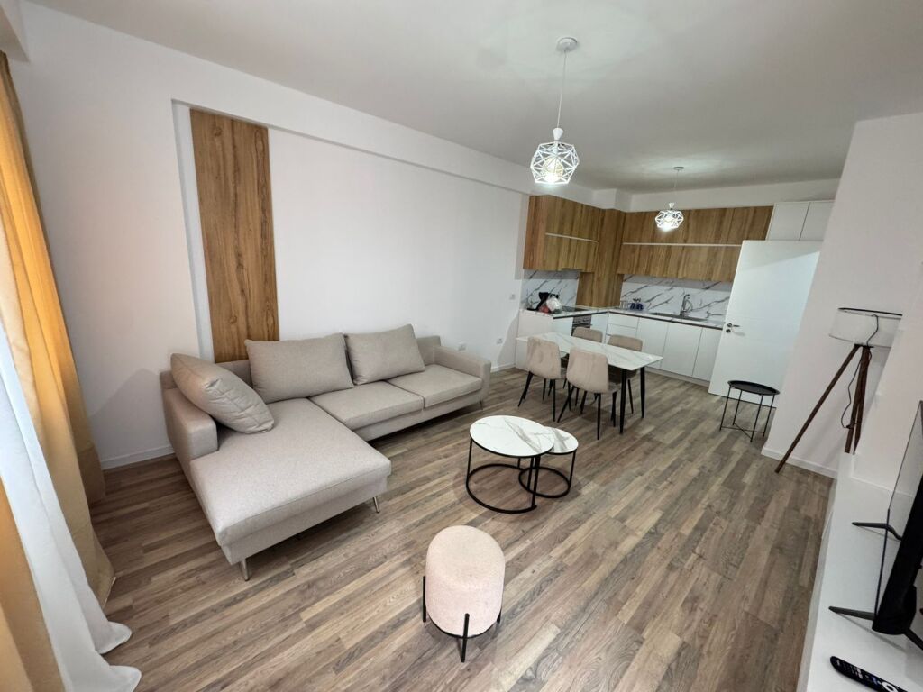 Affittasi 1+1  Indirizzo: Astir Urban Gate  4° piano  Arredato e mai abitato prima  Prezzo 500 mila lek con parcheggio
