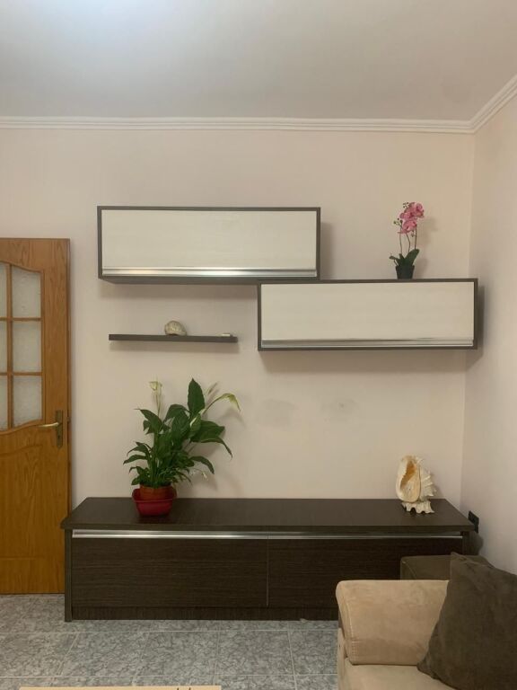 Apartment 2+1 for rent in the Kongresi i Elbasanit neighborhood