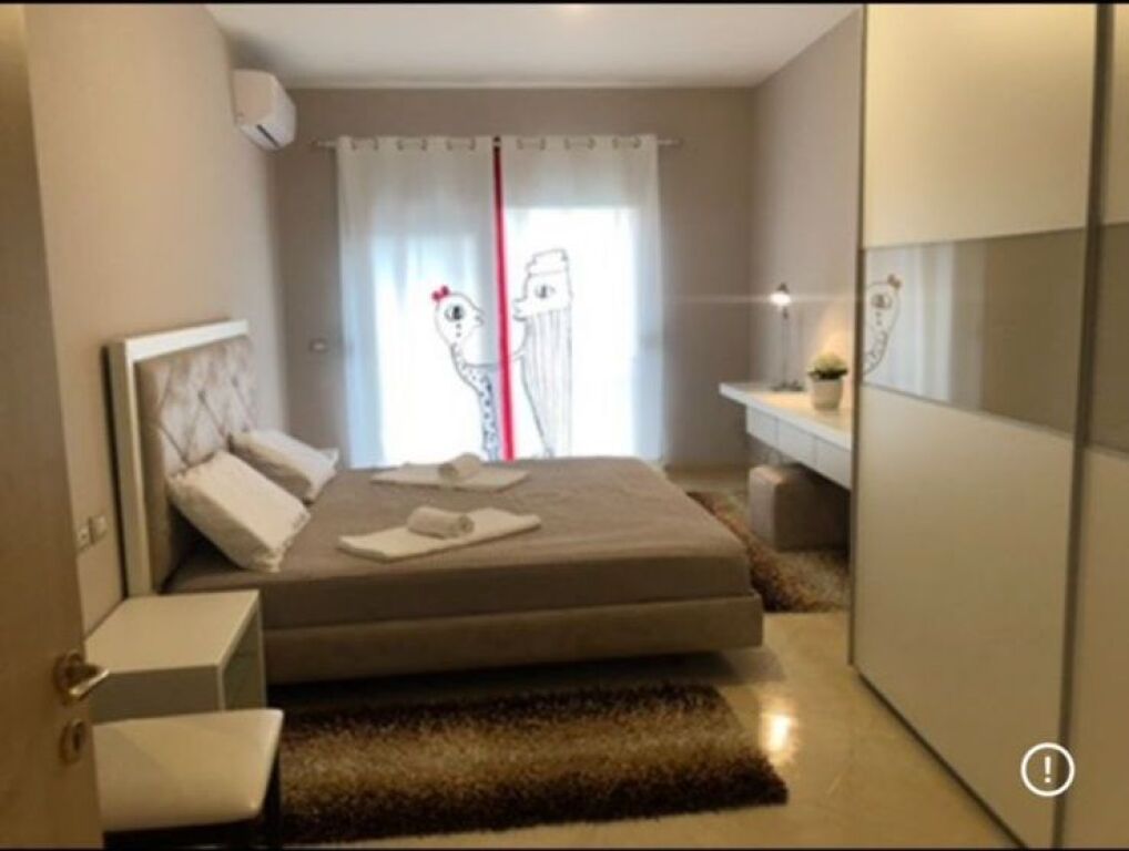 🏡🌊 For Rent | Jepet me qera Apartament 2+1 në Lungomare, Vlorë 🌊🏡