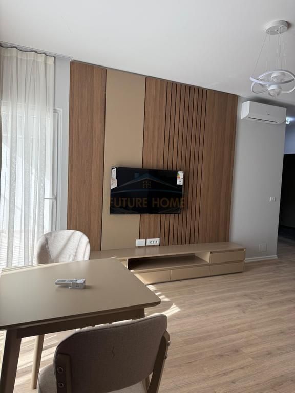 Rent, Apartment 1+1, Zogu i Zi