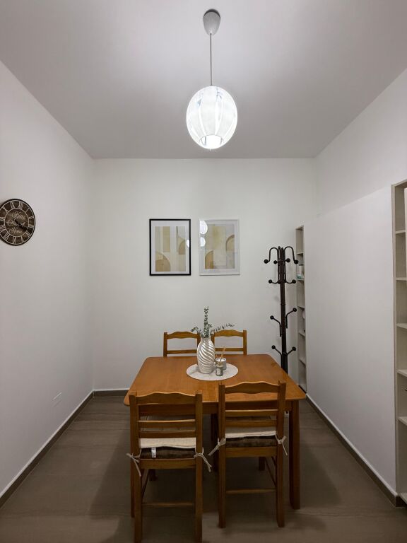 Apartament 1+1 te Kafe Roma ( Bllok )