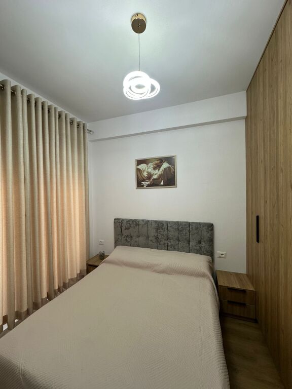 Apartament modern 1+1 qera , Kadiu, Ali Dem