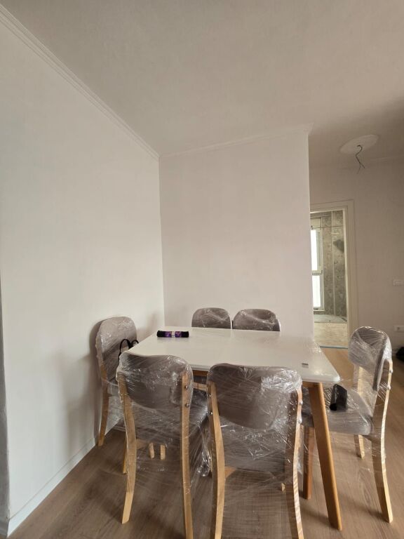 Super apartament 2+1 per shitje ten Fusha Aviacionit